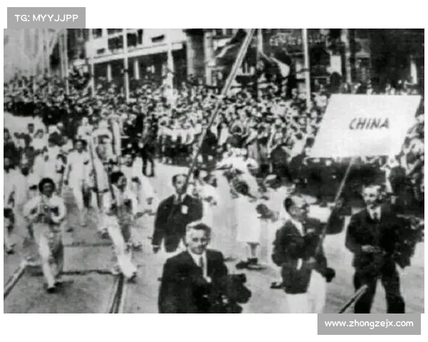 1936年在哪里举行的比赛项目-1936年柏林奥运会历史瞬间中的体育激情与政治风云交织